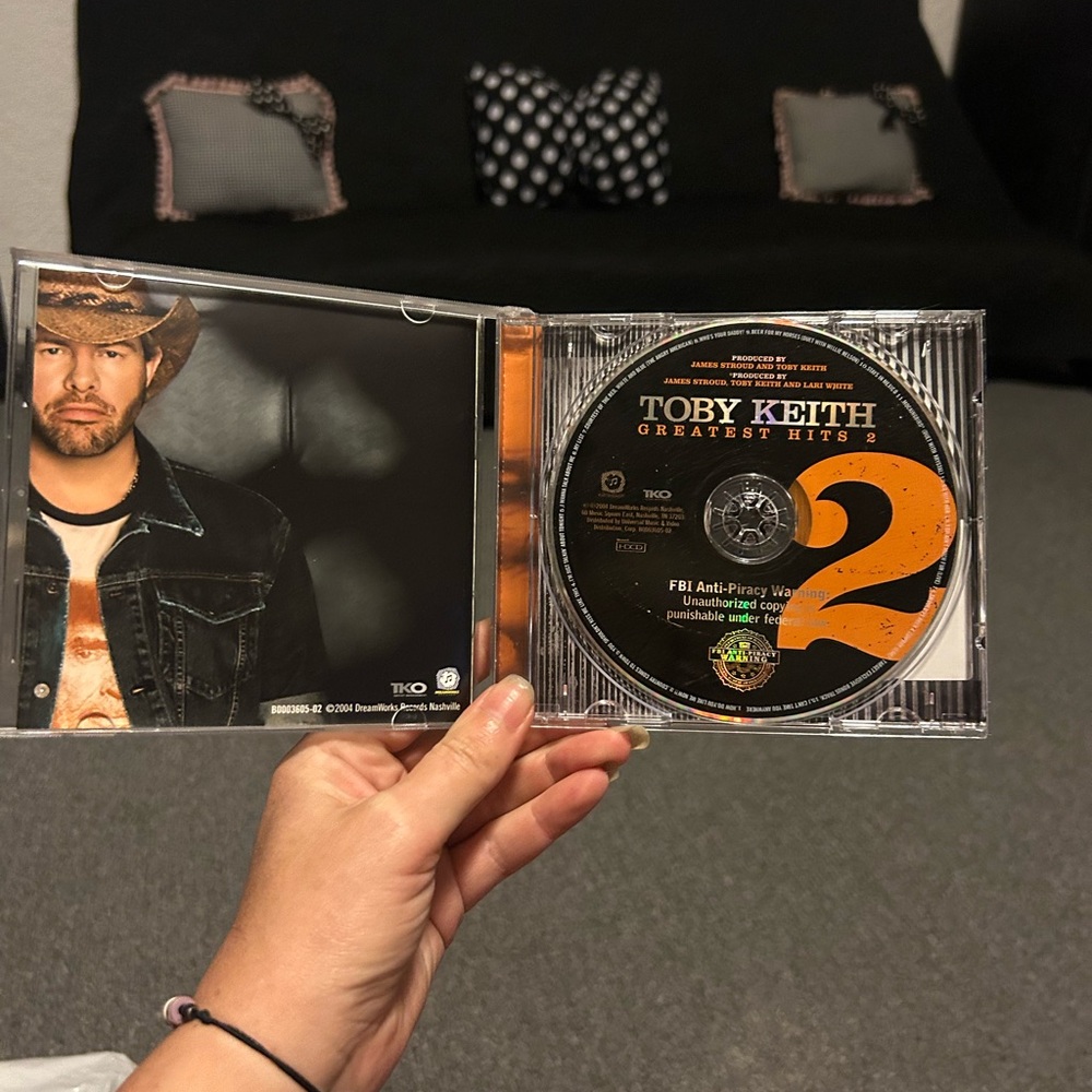 Toby Keith greatest hits 2 cd - Picture 2 of 3